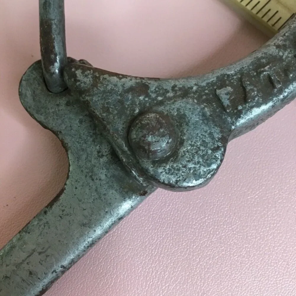 Vintage Antique Rustic Primitive Cast Iron Stockland Jar Sealer Spec Co. MPLS‎